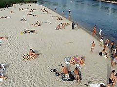 Recensione di nudo sulla spiaggia di Kiev