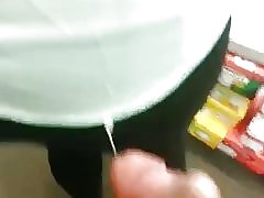 Sborra su ragazza (lei toccare lo sperma con la mano)