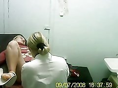 Bionda ha visitato il mio medico.